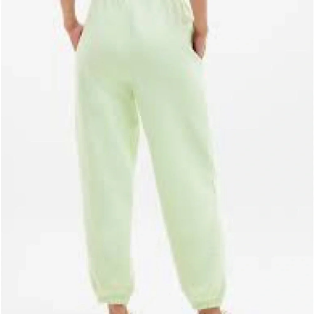 Athleta Forever Fleece Jogger *flawed*